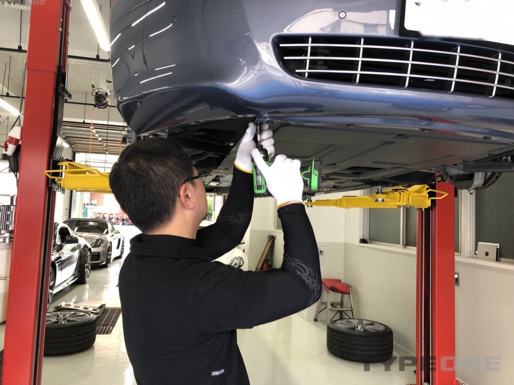 IMG_0637 空冷ポルシェ・アストンマーティン中古車販売・買取の「オートダイレクト 」【東京都港区】