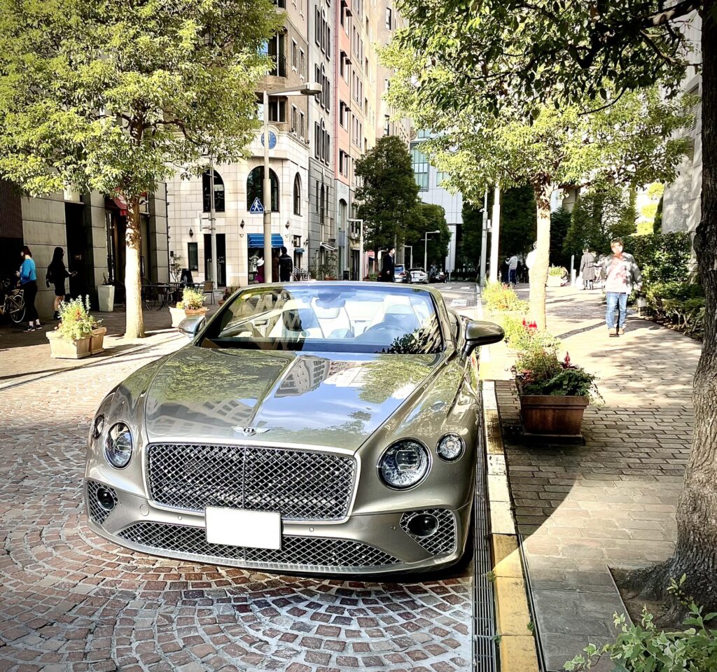 BENTLEY CONTINENTAL GTC_AUTODIRECT_004