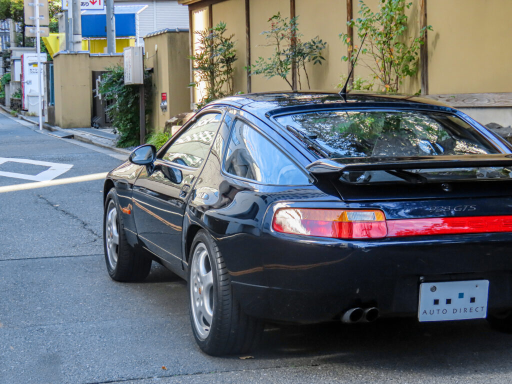 PORSCHE928_GTS_AUTODIRECT_003