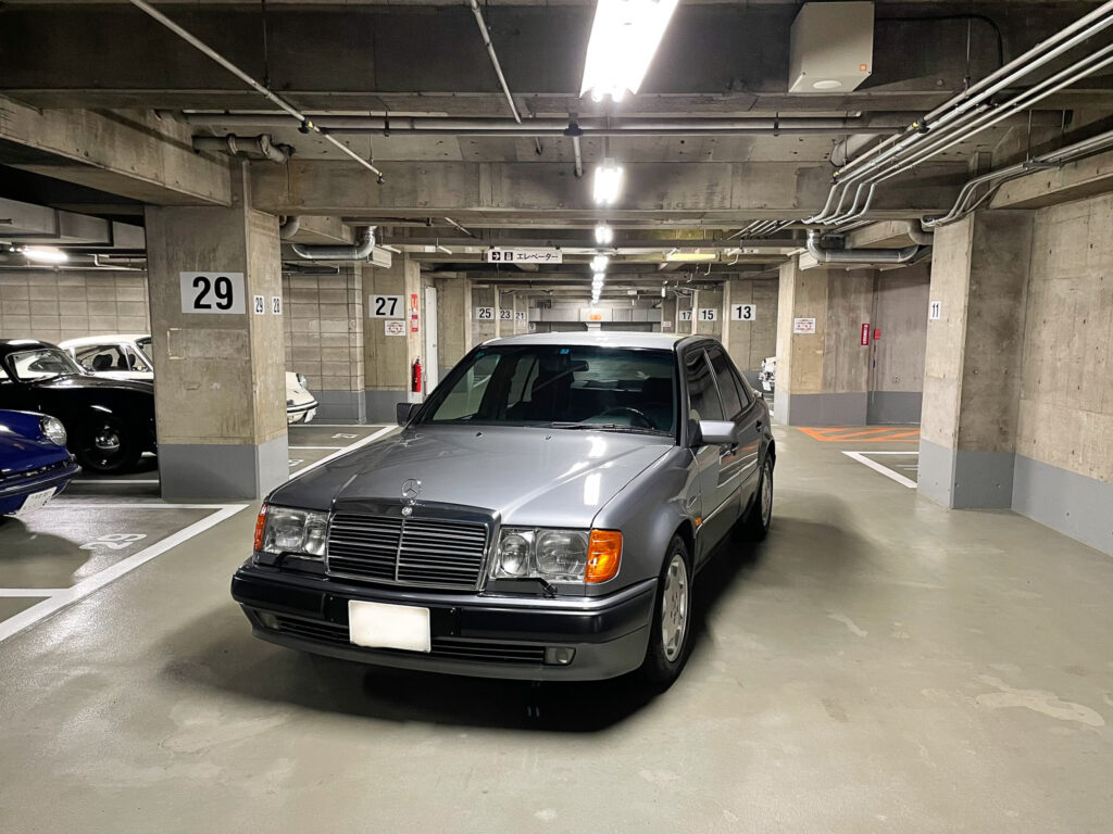 W124_メルセデスベンツ500E_autodirect_001